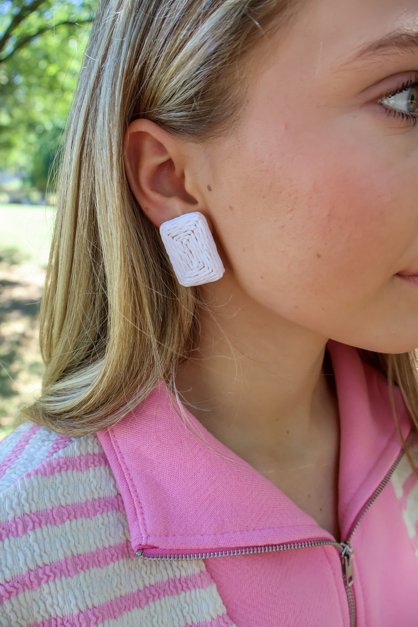 Raffia earring