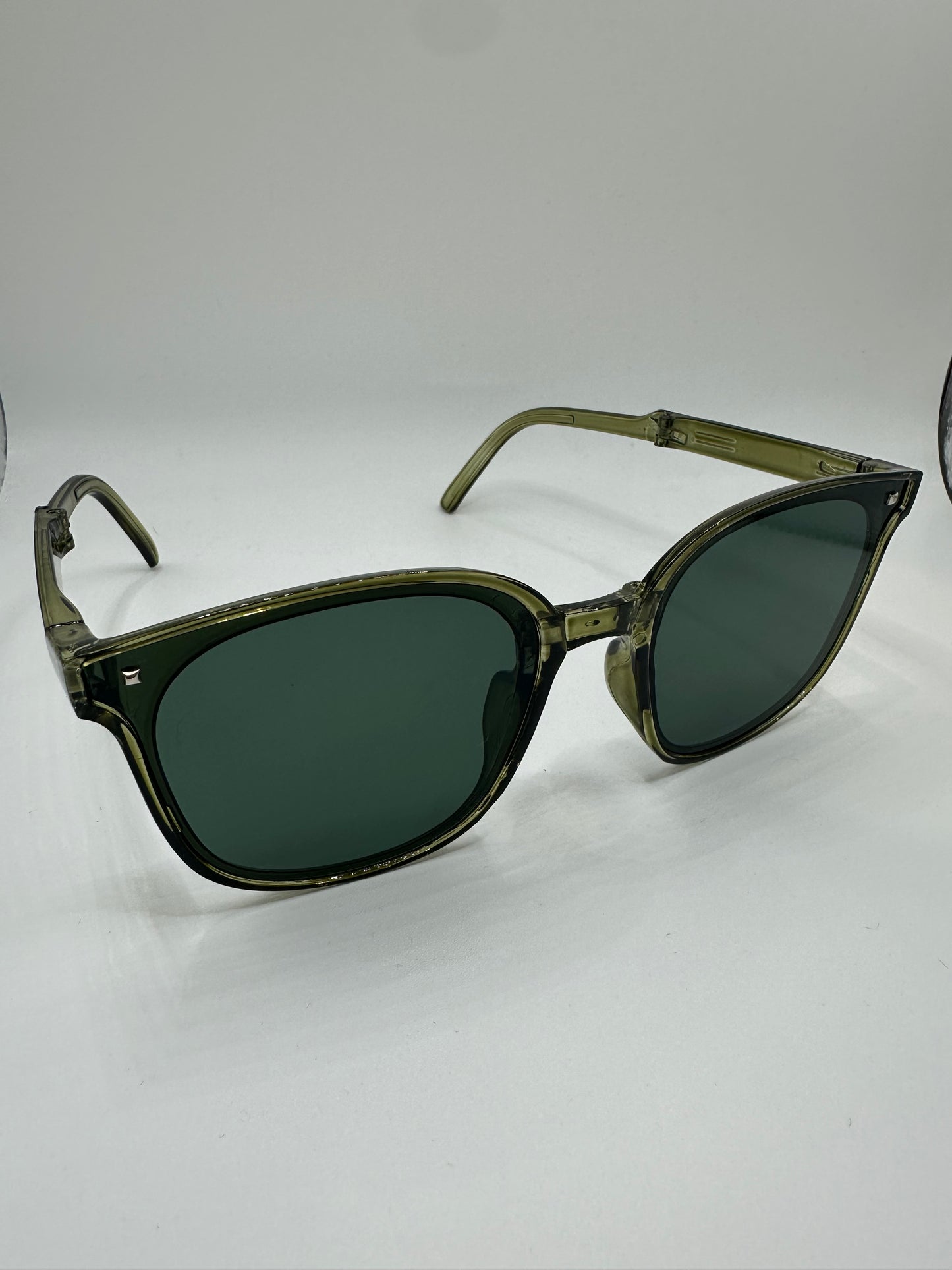 The Reba sunglasses
