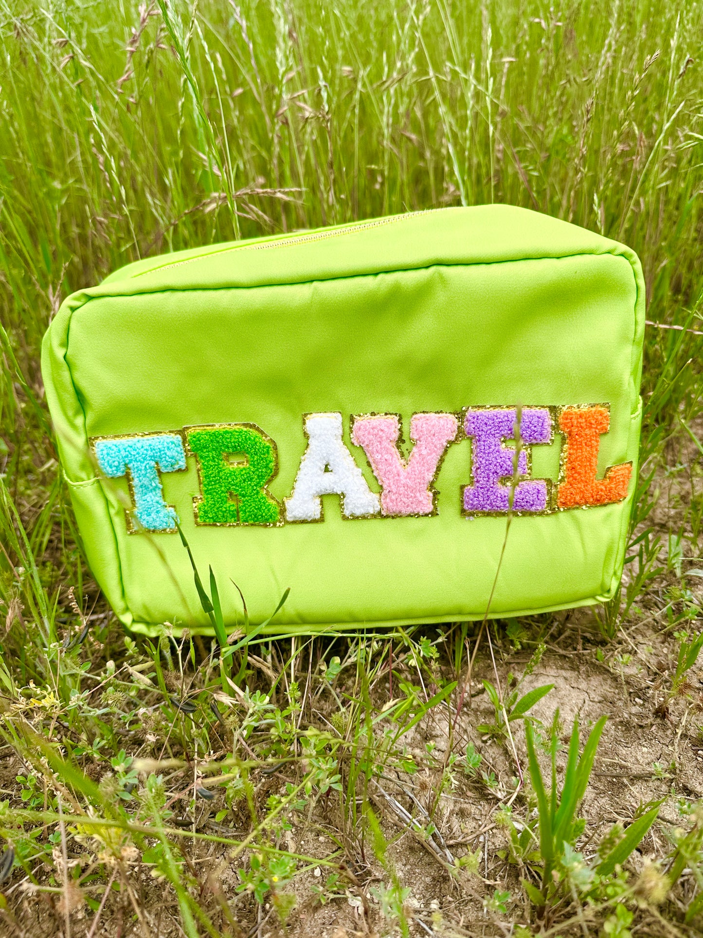 Travel cosmetic bag