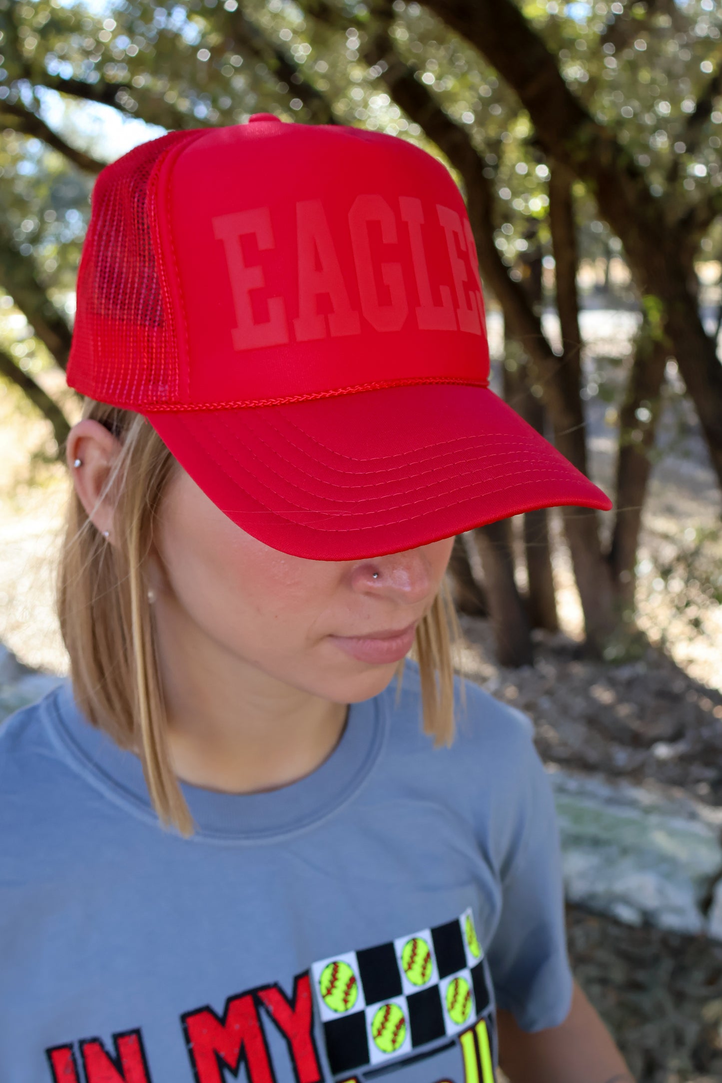 Eagles trucker hat