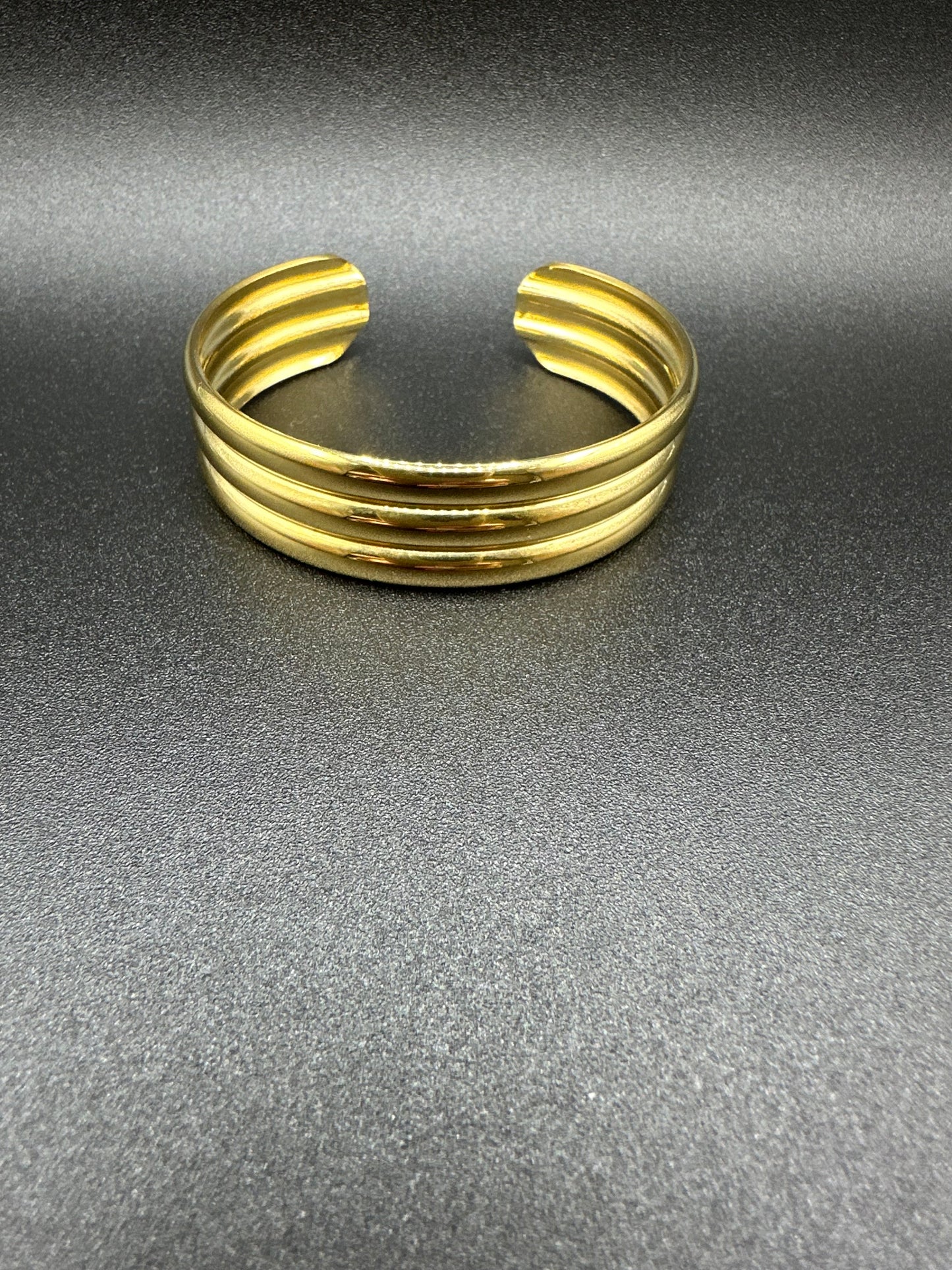Stripe Bold bangle