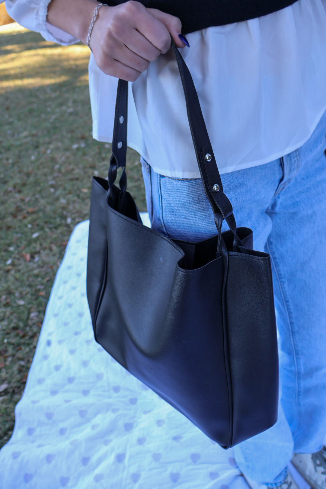 The Lily tote