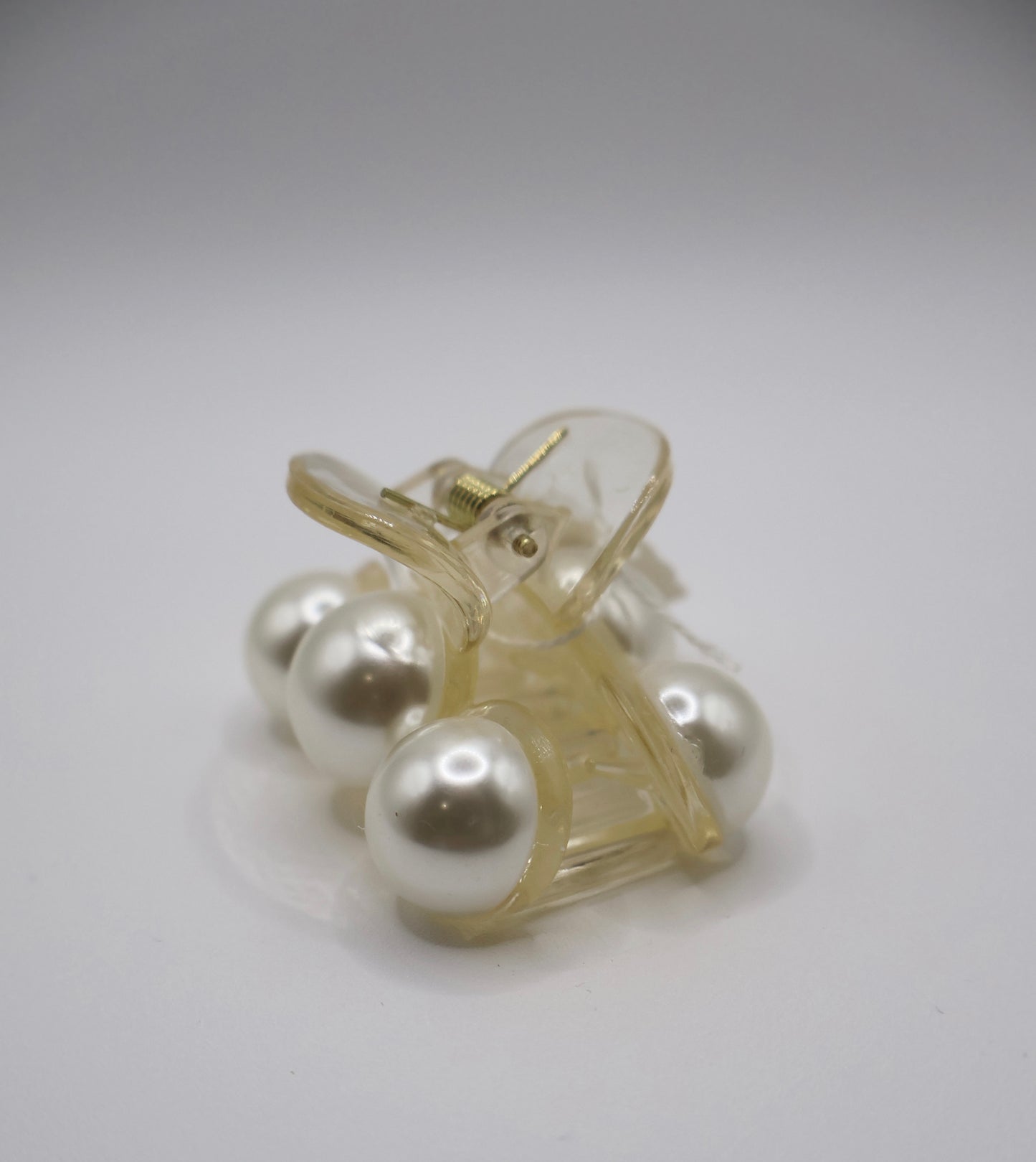 Pearl mini claw clip