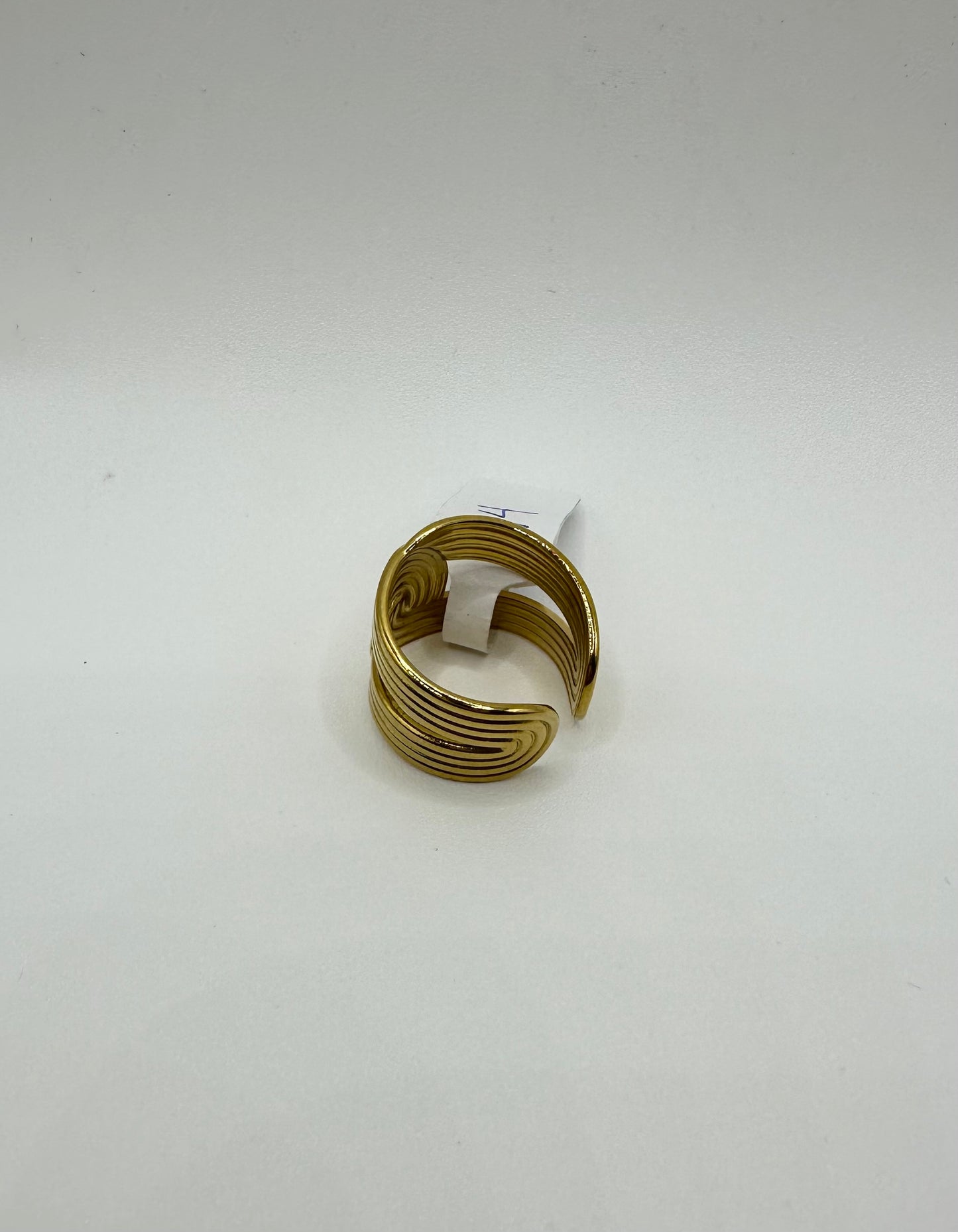 Infinity ring