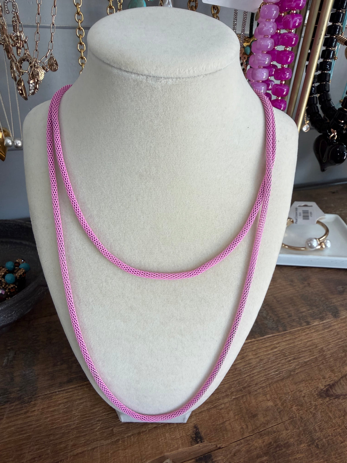 Mesh necklace
