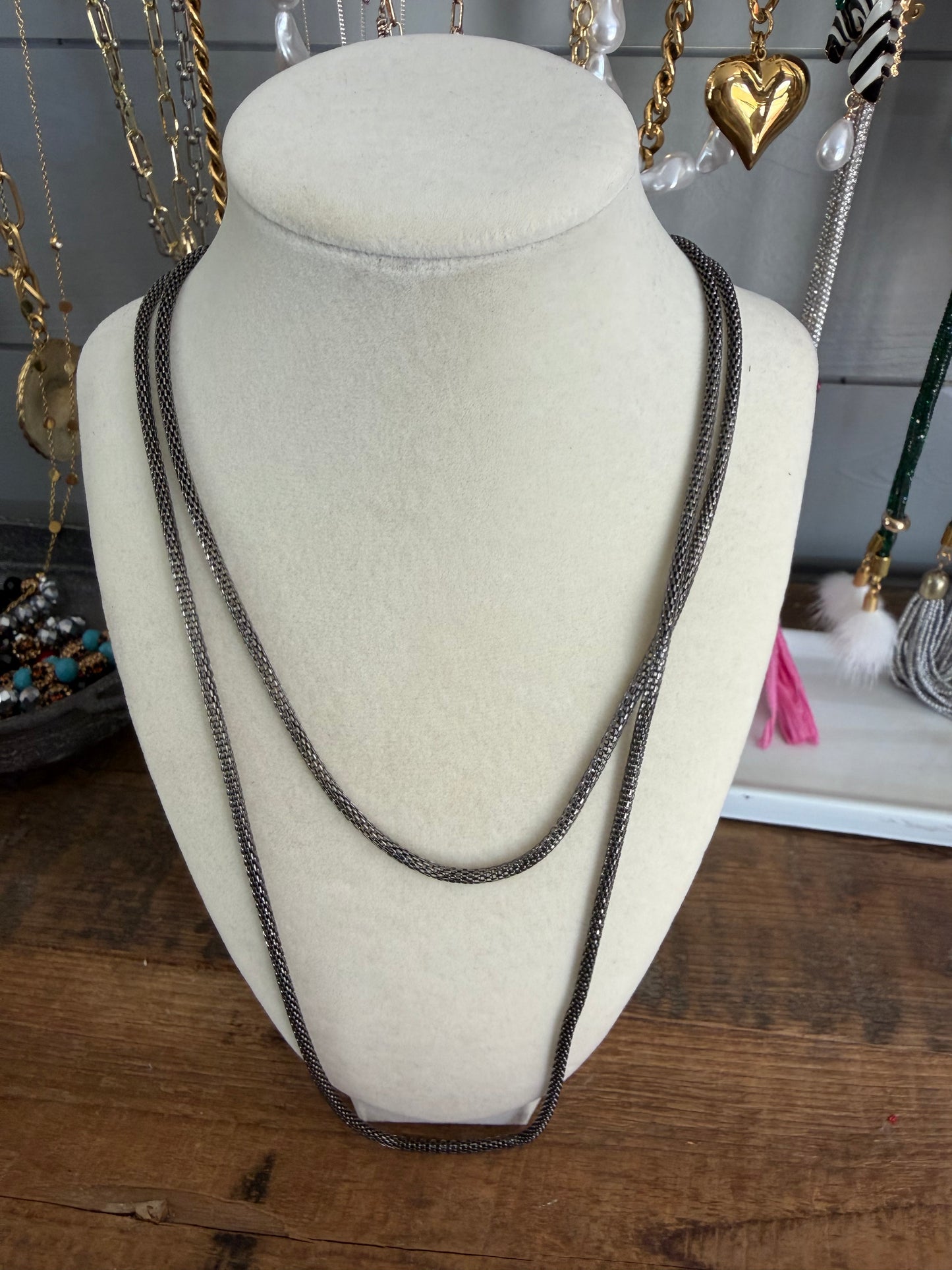 Mesh necklace