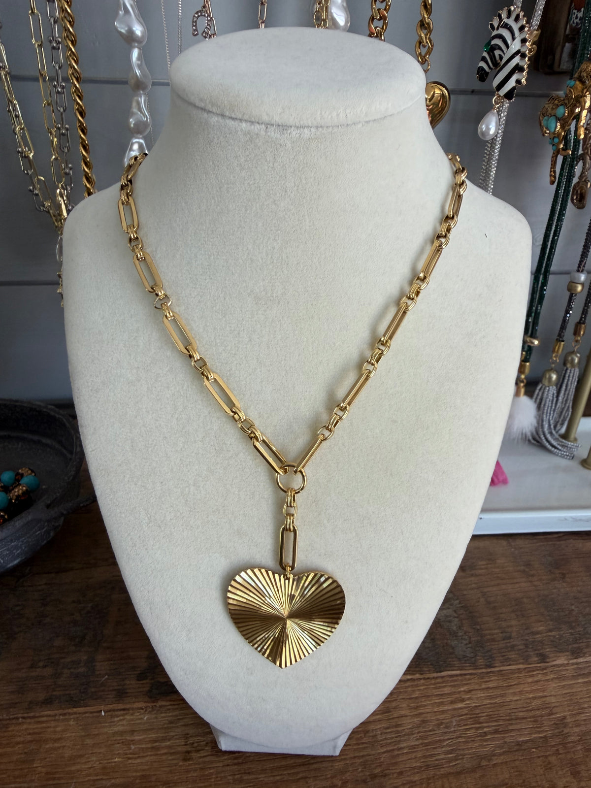 Retro Heart Necklace