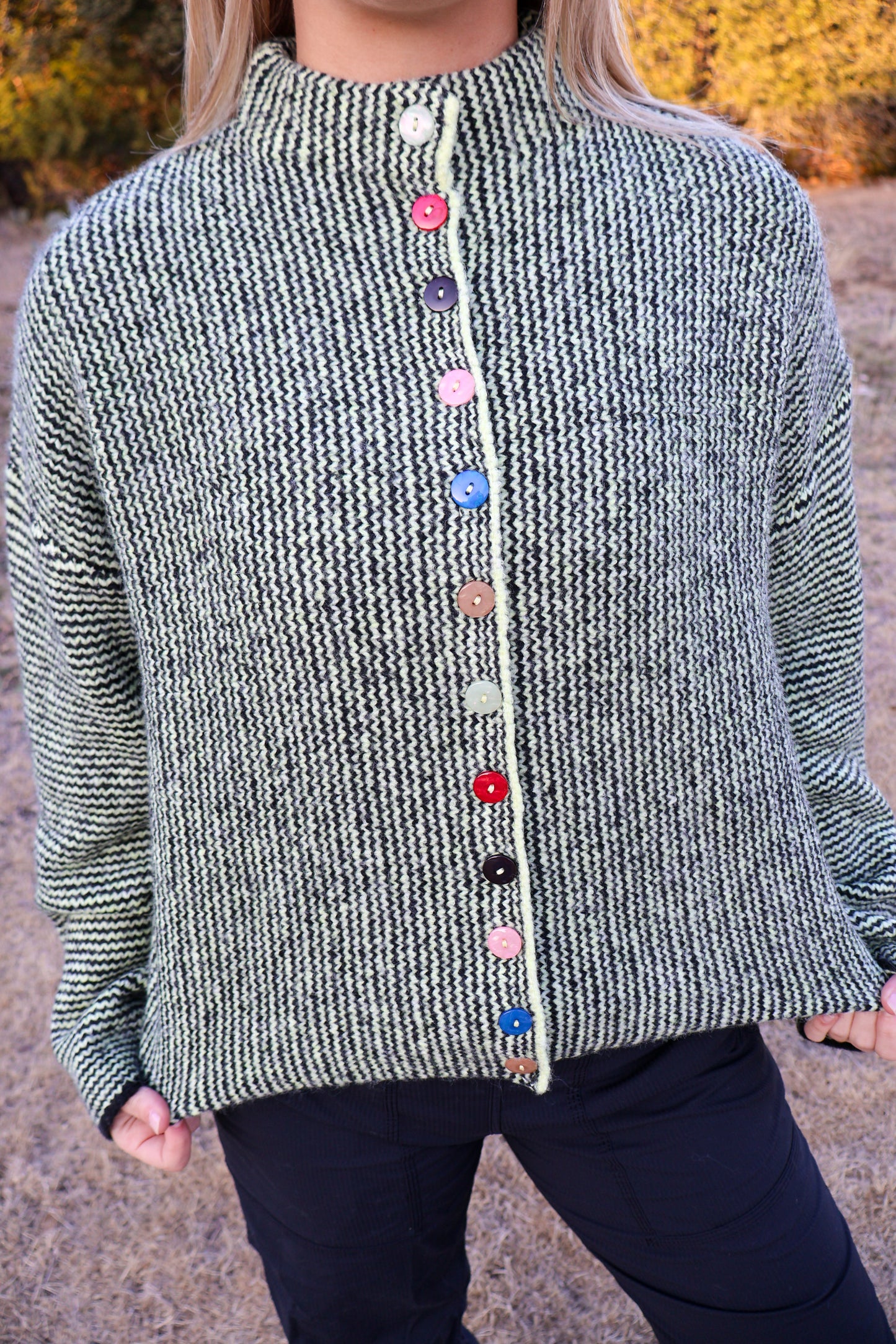 Colorful Button cardigan