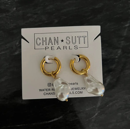 Large pearl drop earrings