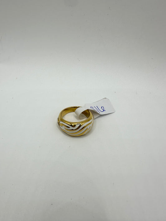 Zebra ring