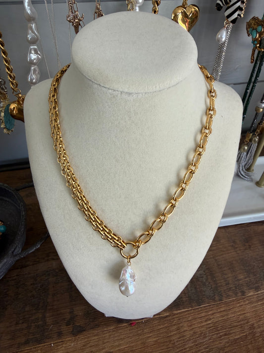 Pearl Drop necklace