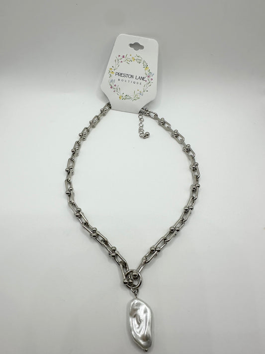 Moonrose necklace